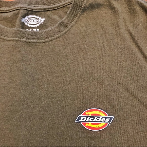 Dickies Men’s Khaki Long Sleeve T shirt
Tee With Logo on the Front. Medium - Picture 2 of 15